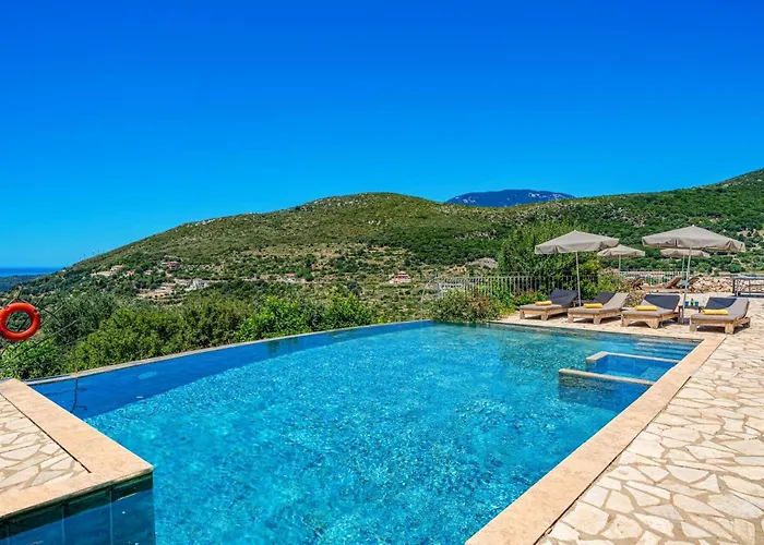 Hlazeika By Skala (Kefalonia)